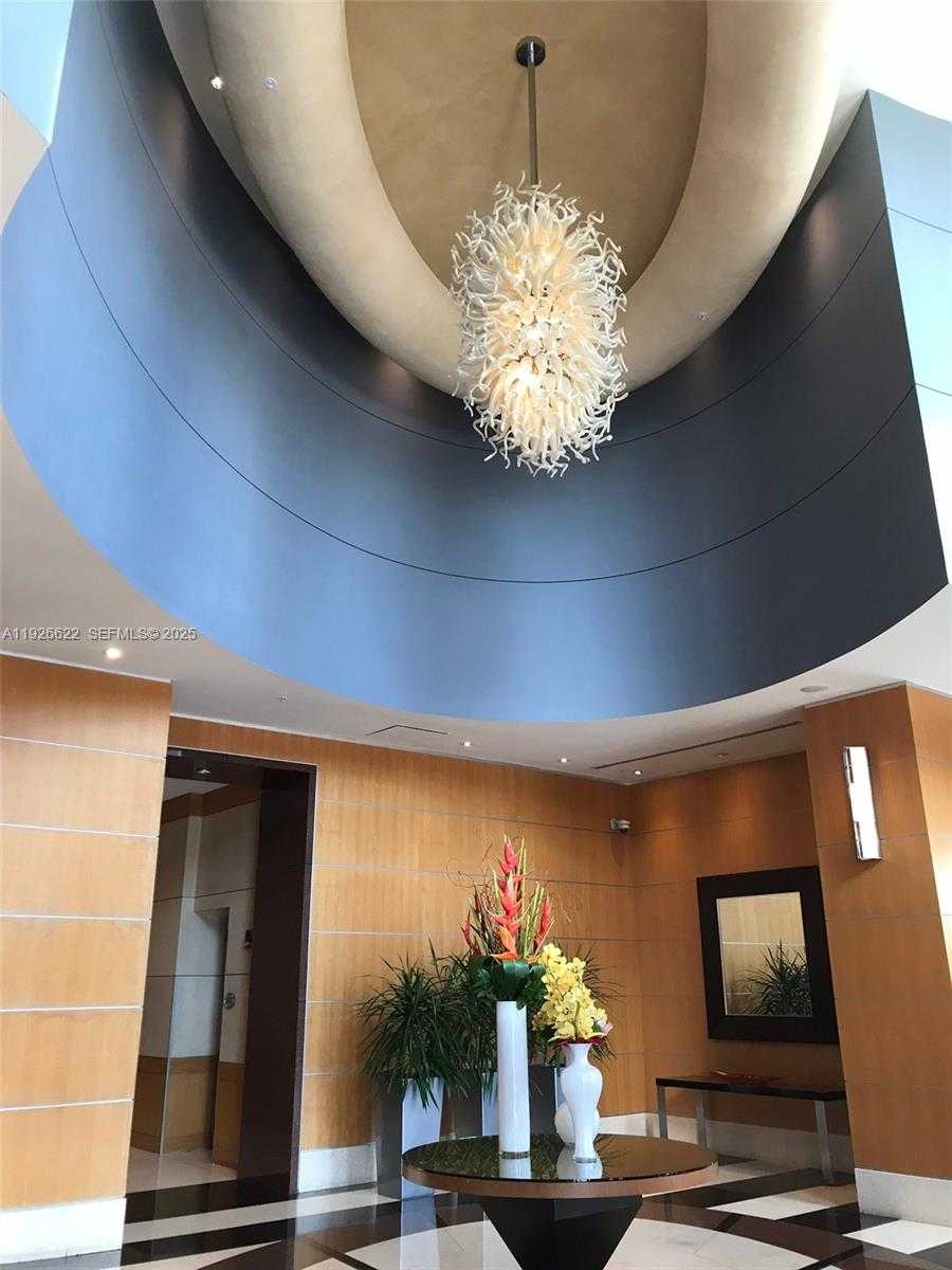 Small Image of 244 BISCAYNE BLVD #1405, Miami Number 12