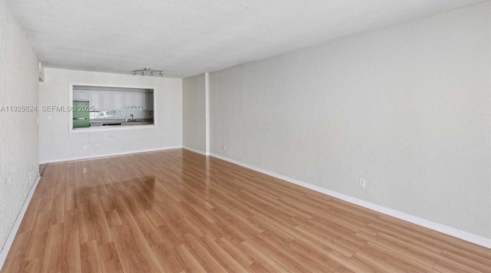 Small Image of 19390 COLLINS AVE #1602, Sunny Isles Beach Number 9