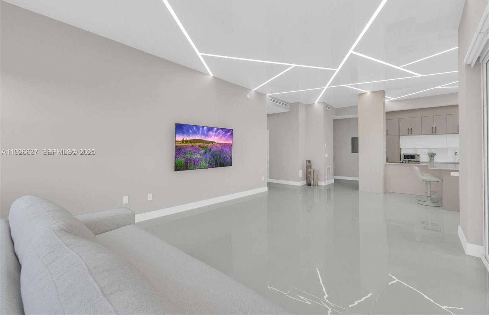 Small Image of 18011 BISCAYNE BLVD #PH04, Aventura Number 27