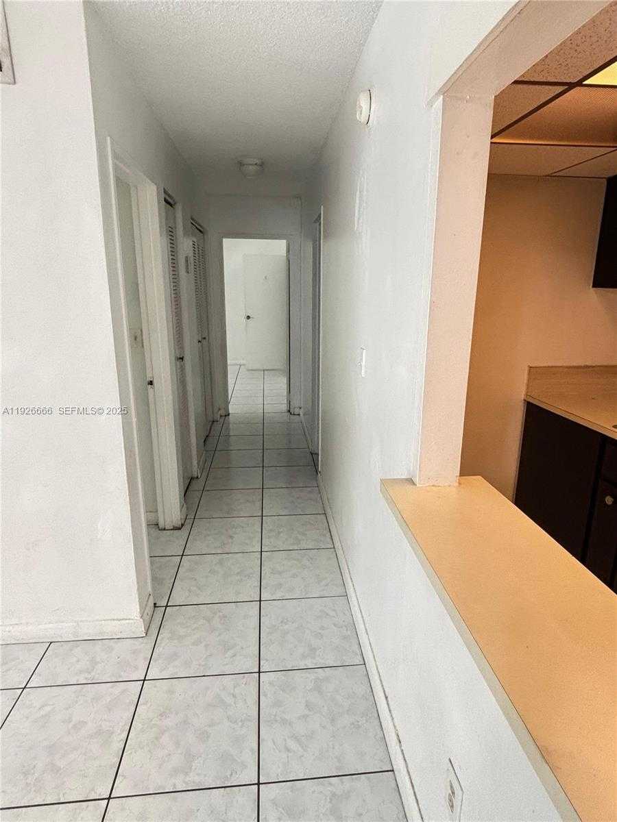 Small Image of 4270 NORTH WEST 79TH AVE #2D, Doral Number 2