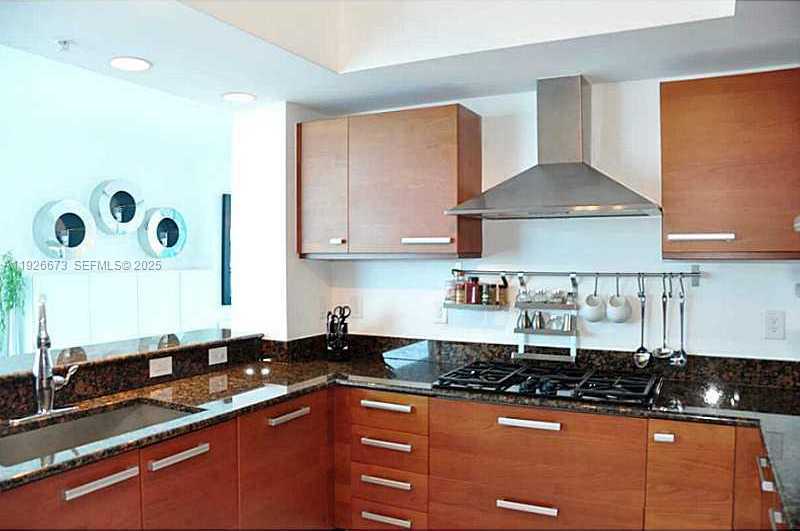 Imagen de Pequeño Objeto