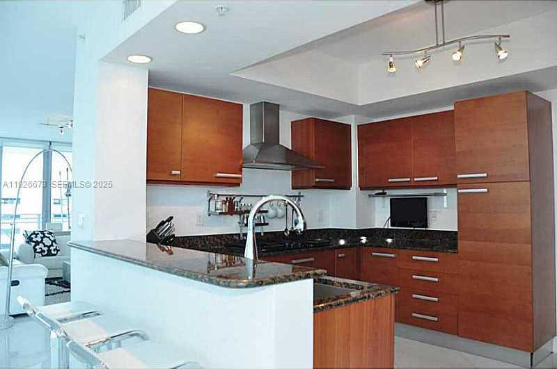 Imagen de Pequeño Objeto