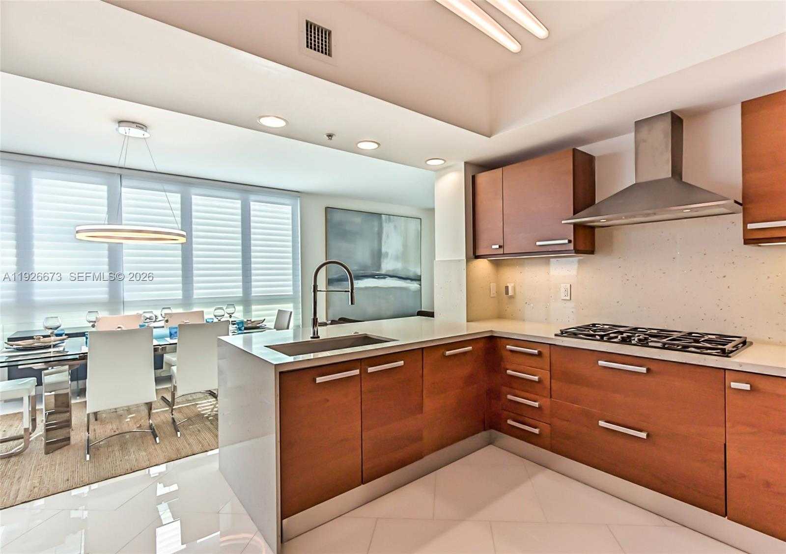 Small Image of 3535 SOUTH OCEAN DR #705, Hollywood Number 35