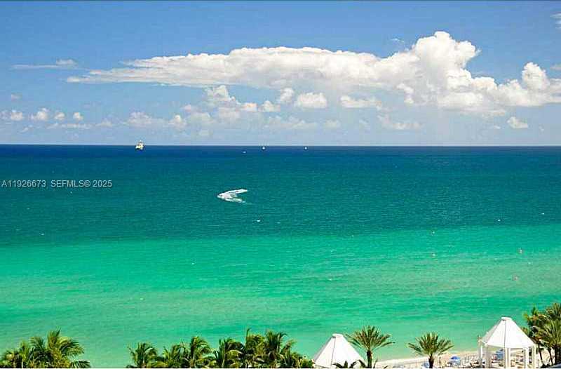 Imagen de Pequeño Objeto