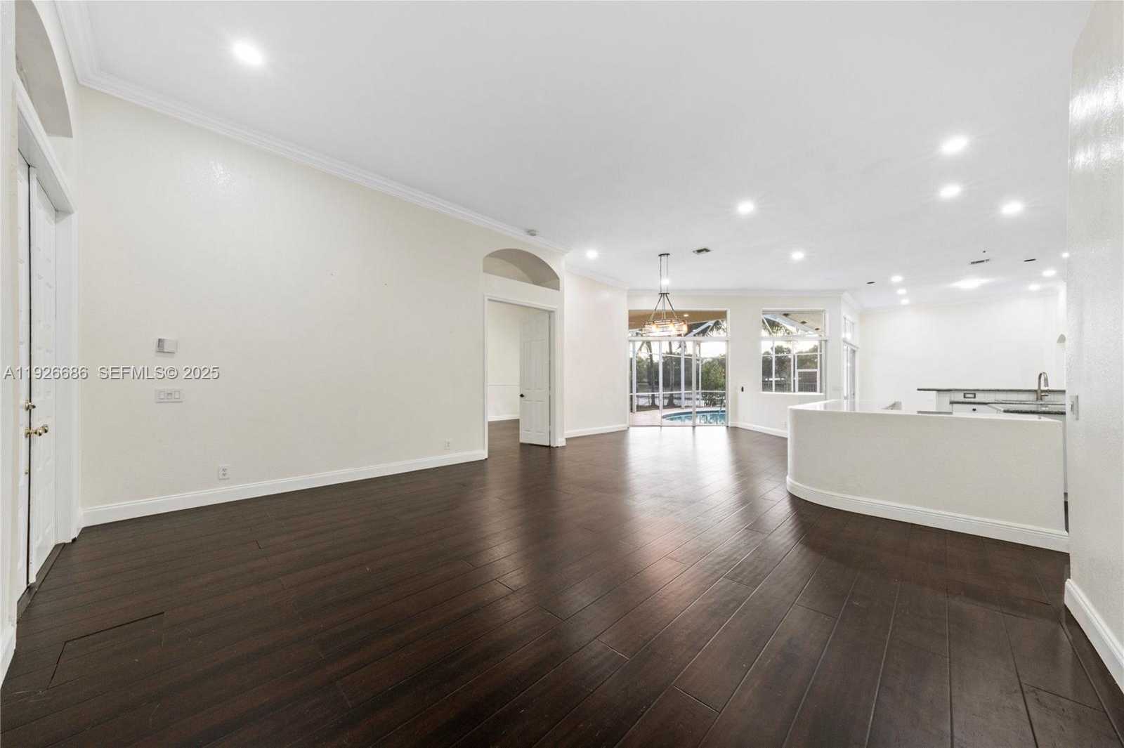 Small Image of 2893 OAKBROOK DR, Weston Number 13