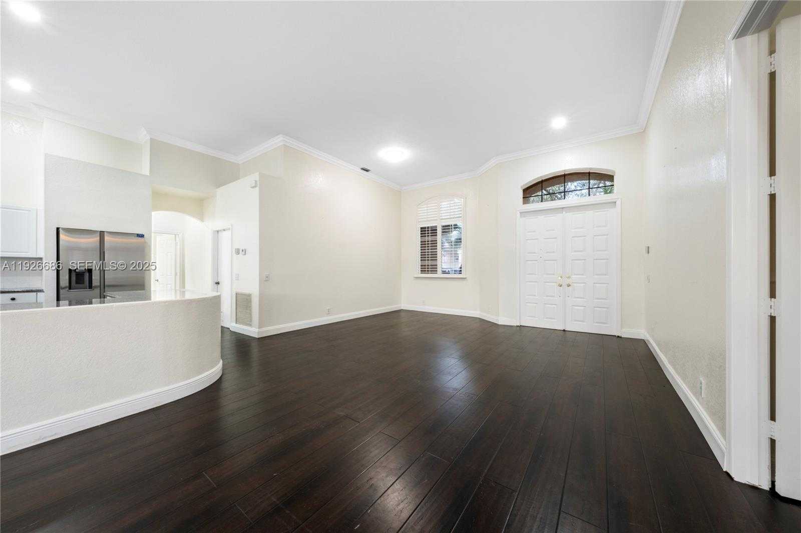 Small Image of 2893 OAKBROOK DR, Weston Number 14