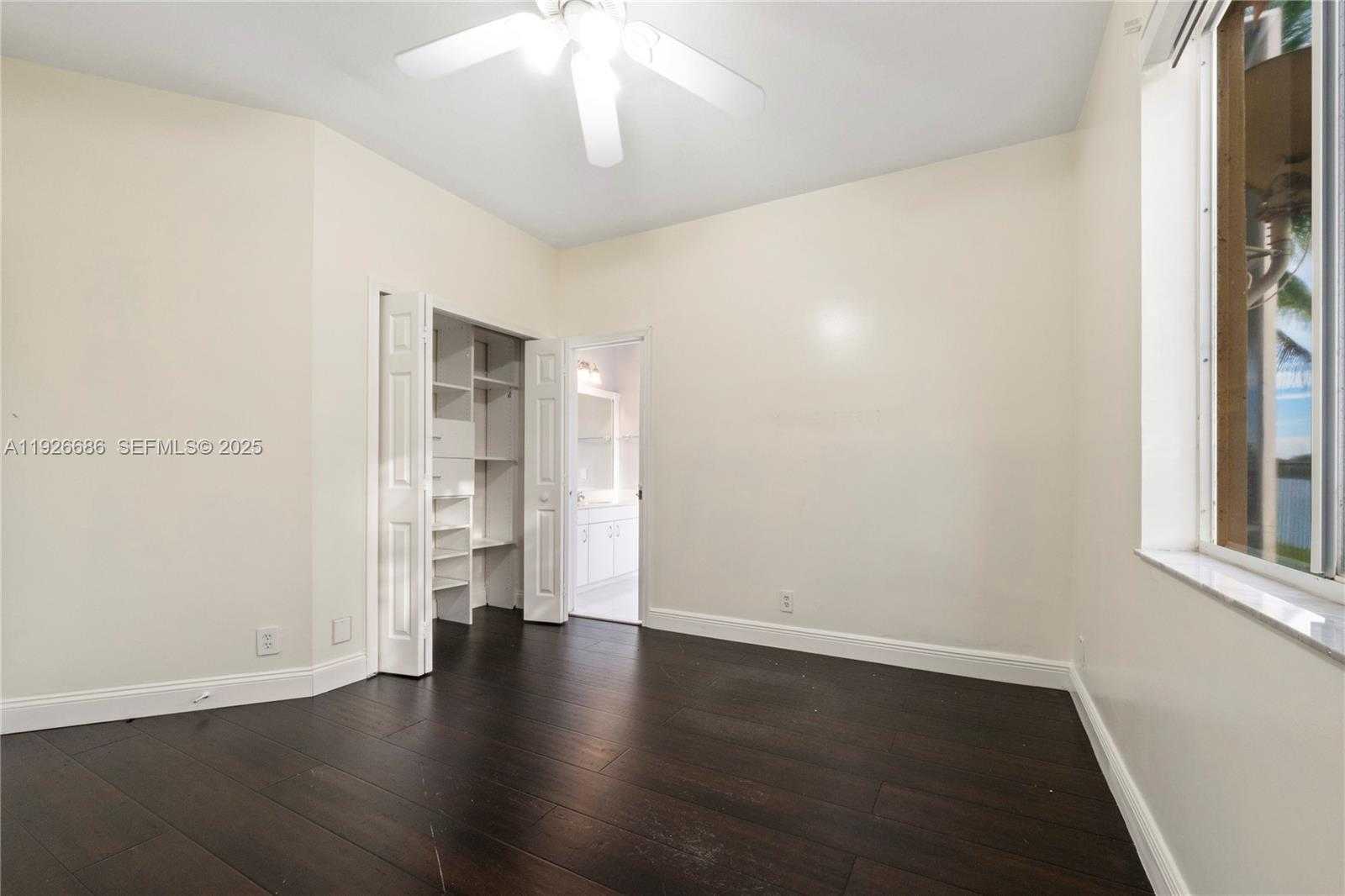 Small Image of 2893 OAKBROOK DR, Weston Number 28