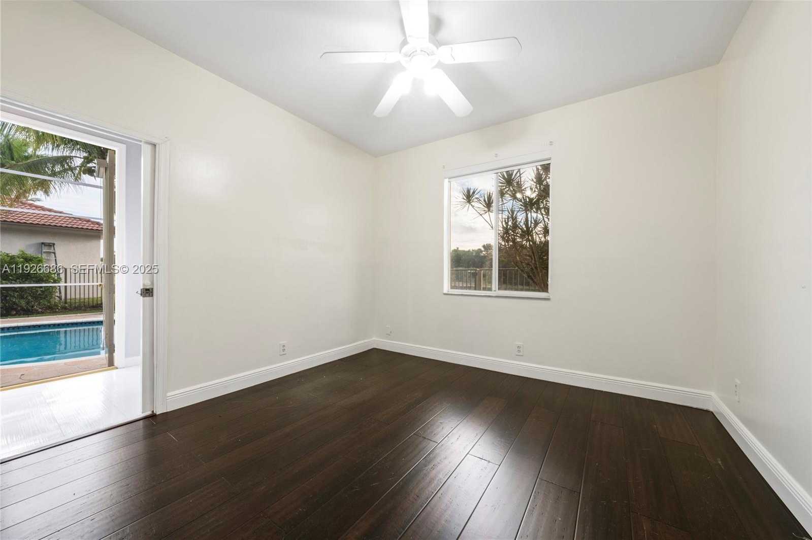 Small Image of 2893 OAKBROOK DR, Weston Number 29