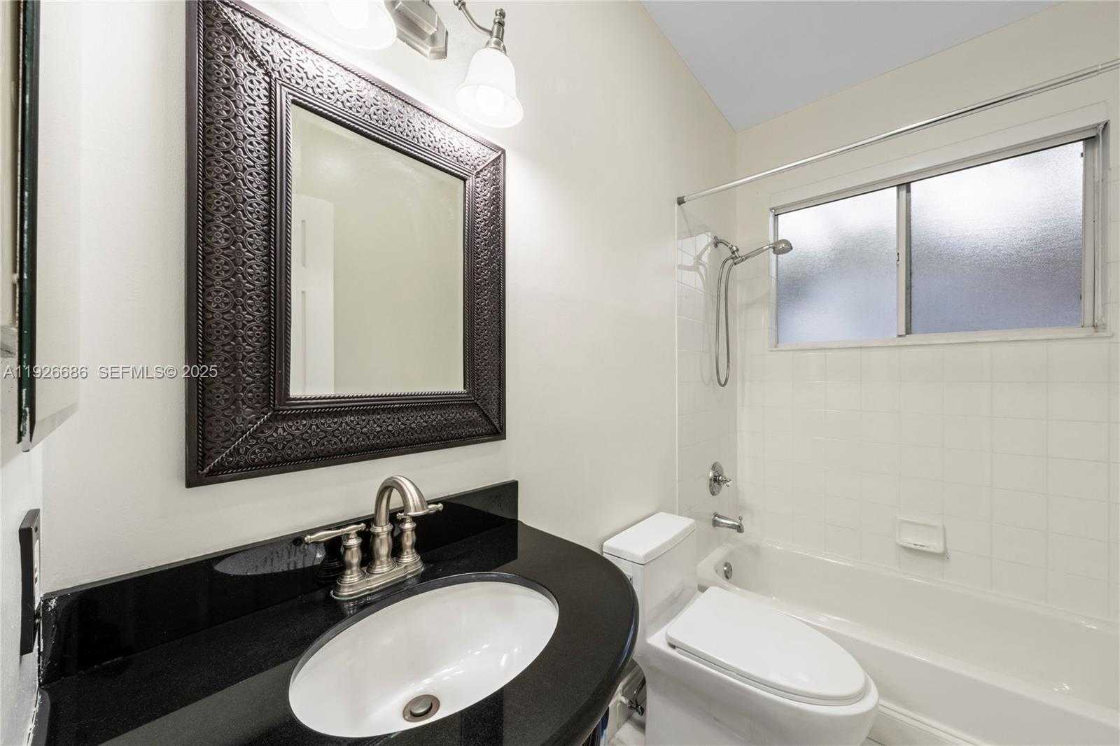 Small Image of 2893 OAKBROOK DR, Weston Number 33