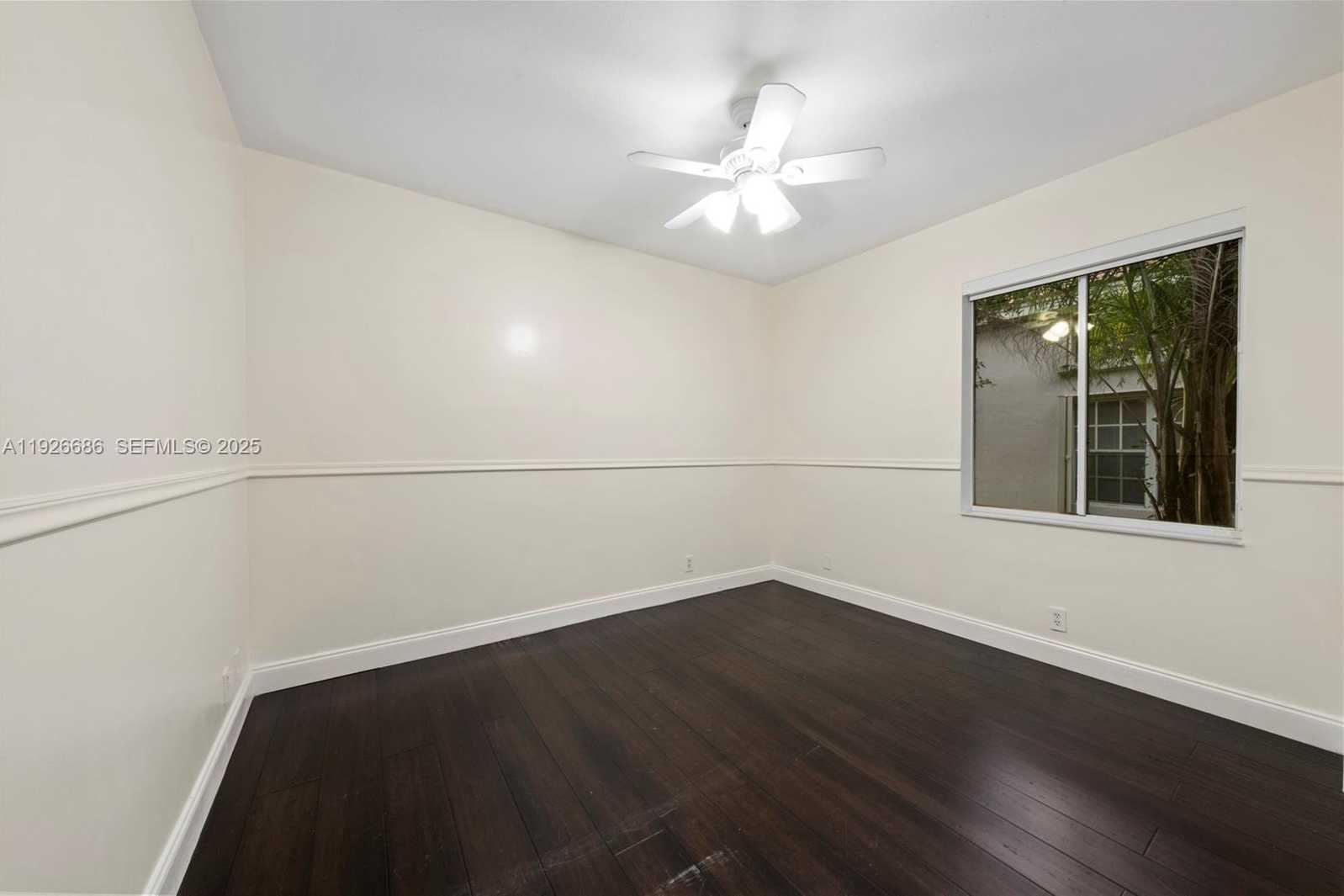 Small Image of 2893 OAKBROOK DR, Weston Number 34