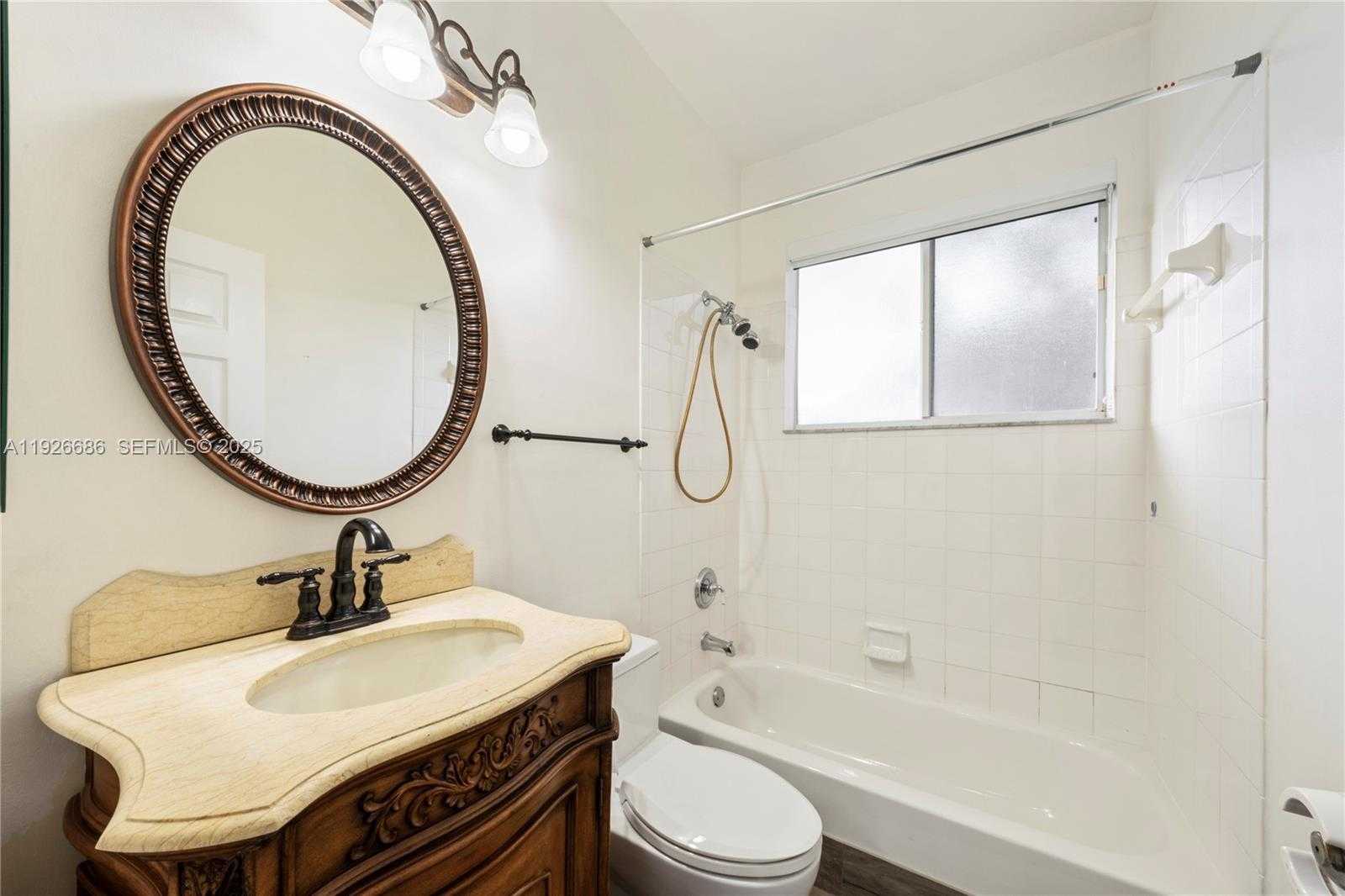 Small Image of 2893 OAKBROOK DR, Weston Number 35