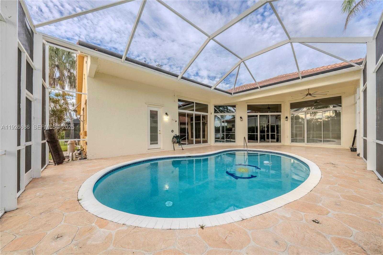 Small Image of 2893 OAKBROOK DR, Weston Number 37