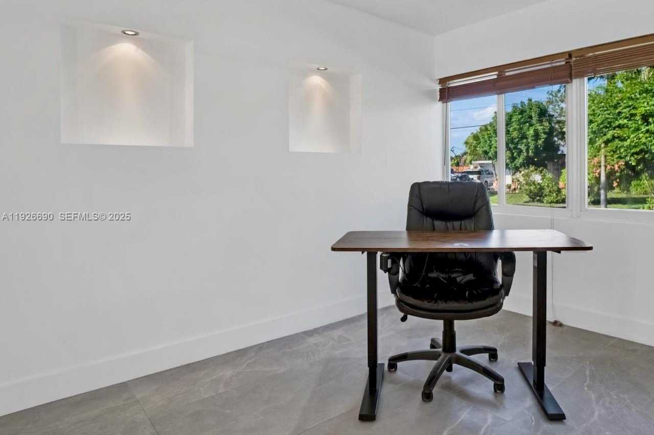 Small Image of 1478 NORTH EAST 57TH ST, Fort Lauderdale Number 14