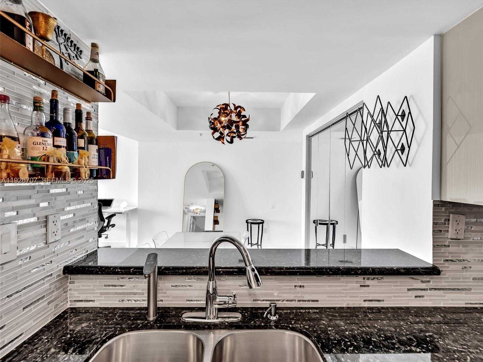 Small Image of 650 WEST AVE #1605, Miami Beach Number 41