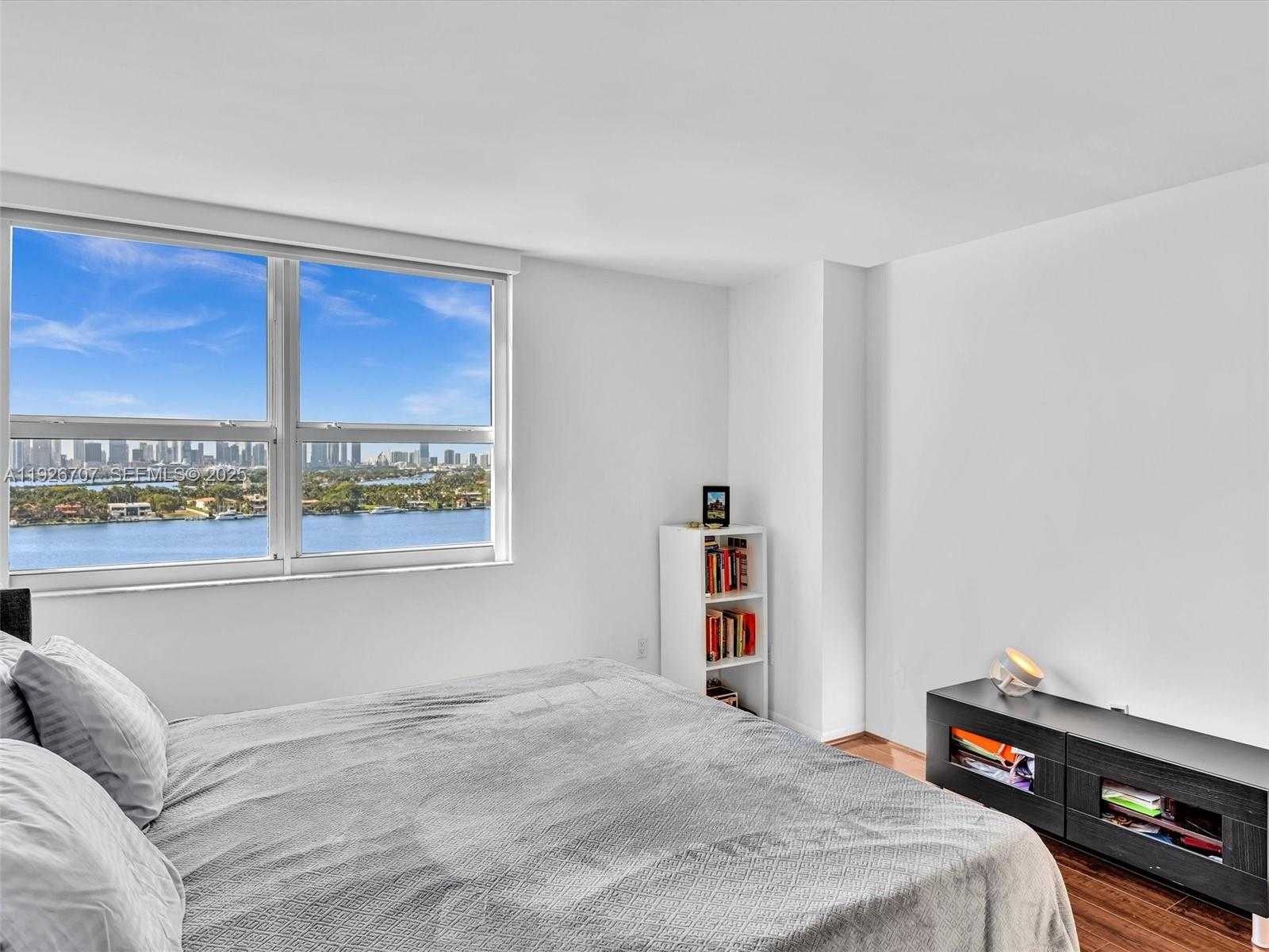 Small Image of 650 WEST AVE #1605, Miami Beach Number 50