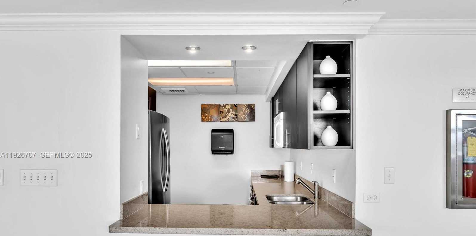 Small Image of 650 WEST AVE #1605, Miami Beach Number 69