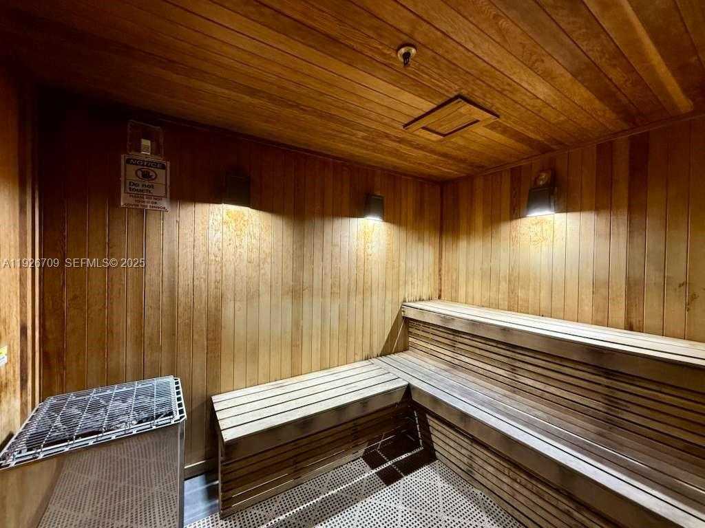 Small Image of 1850 SOUTH OCEAN DR #1405, Hallandale Beach Number 21