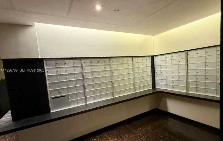 Small Image of 1850 SOUTH OCEAN DR #1405, Hallandale Beach Number 23