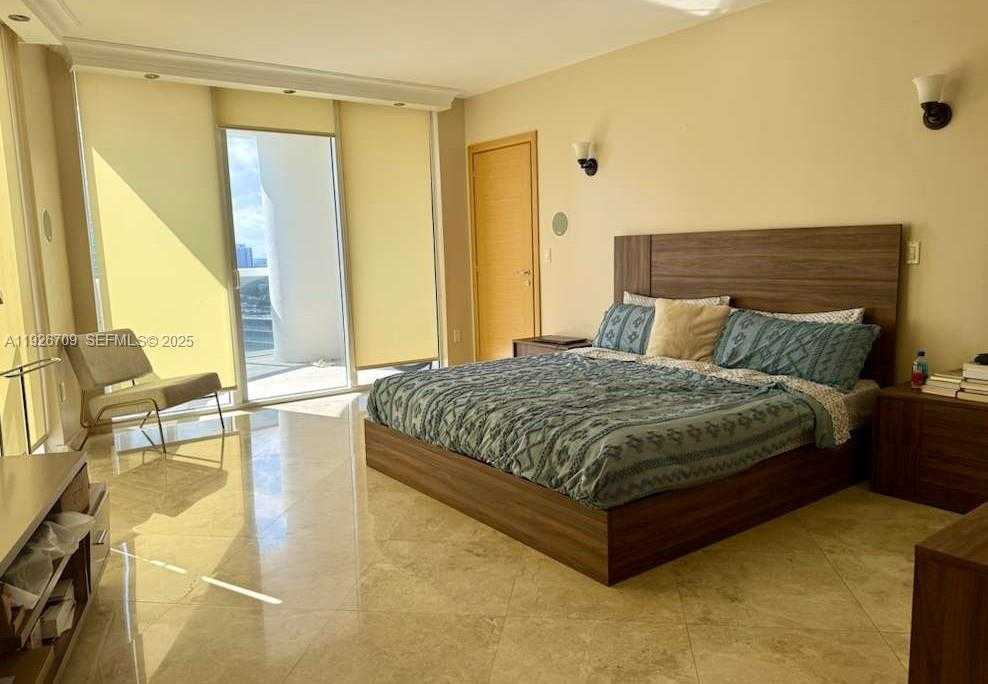 Small Image of 1850 SOUTH OCEAN DR #1405, Hallandale Beach Number 9