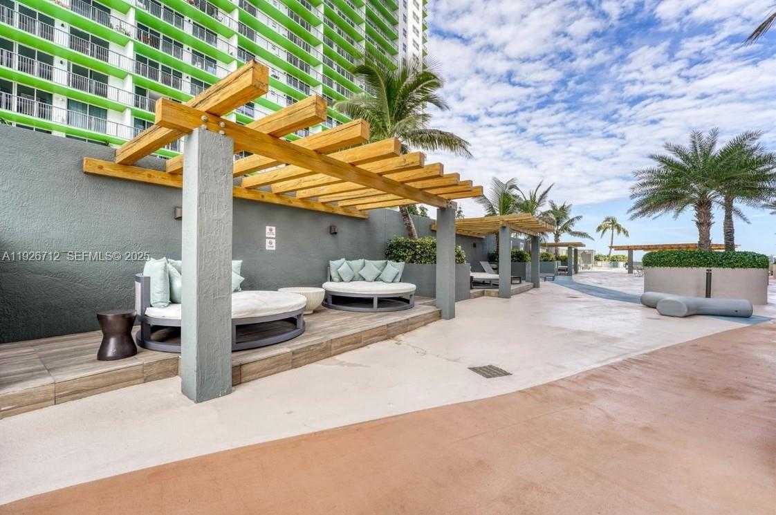 Small Image of 1750 NORTH BAYSHORE DR #5111, Miami Number 12