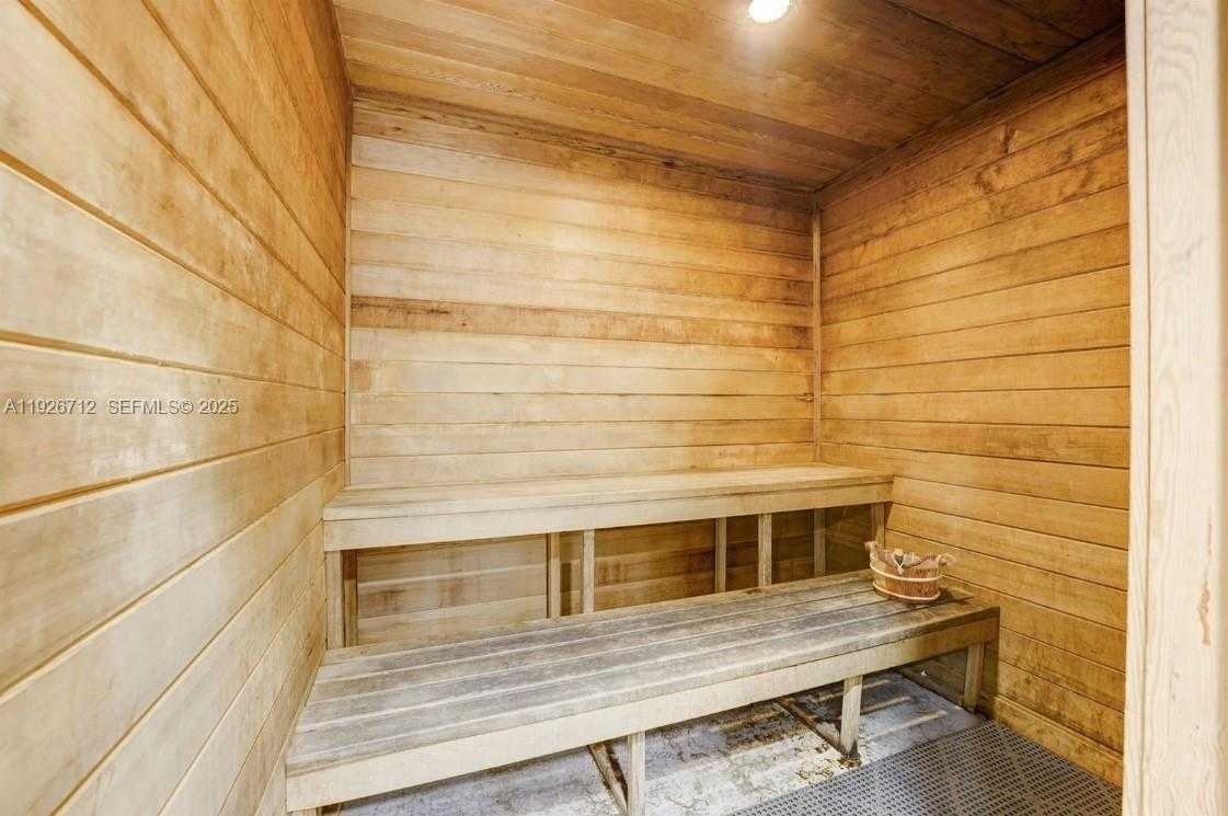 Small Image of 1750 NORTH BAYSHORE DR #5111, Miami Number 15