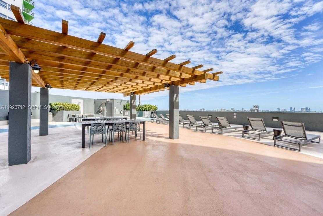 Small Image of 1750 NORTH BAYSHORE DR #5111, Miami Number 7