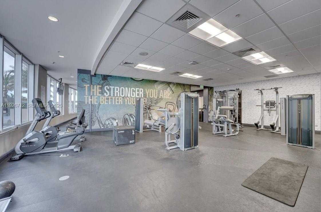 Small Image of 1750 NORTH BAYSHORE DR #5111, Miami Number 9