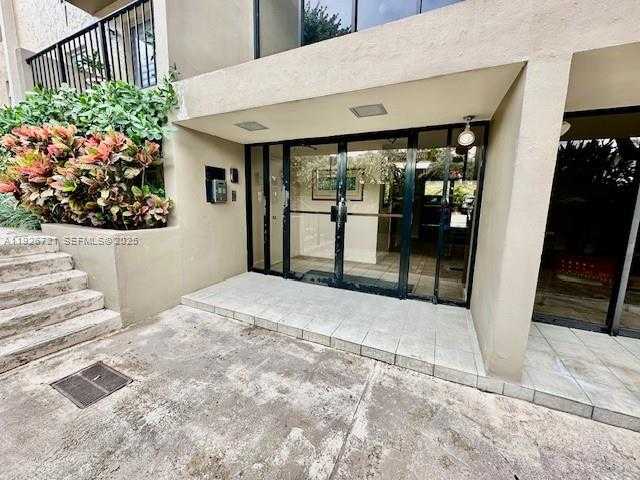 Small Image of 110 SALAMANCA AVE #206, Coral Gables Number 20