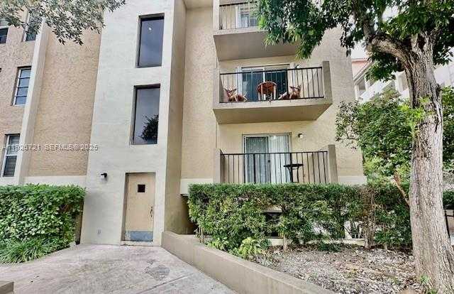 Small Image of 110 SALAMANCA AVE #206, Coral Gables Number 21