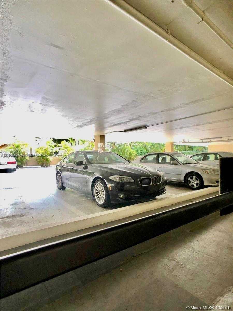 Small Image of 110 SALAMANCA AVE #206, Coral Gables Number 28