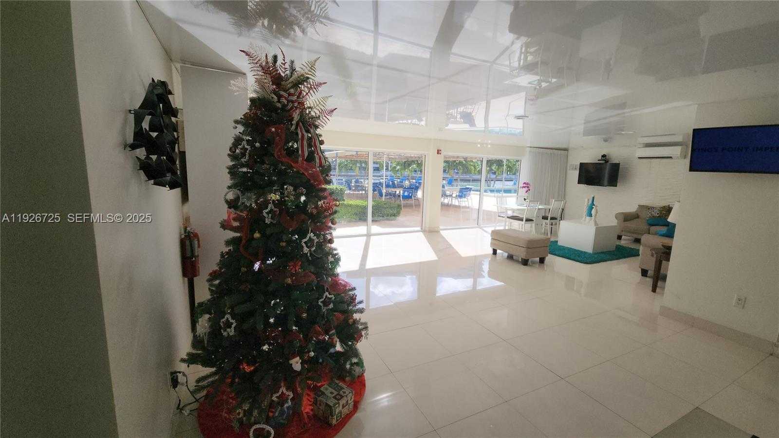 Small Image of 220 KINGS POINT DR #411, Sunny Isles Beach Number 18