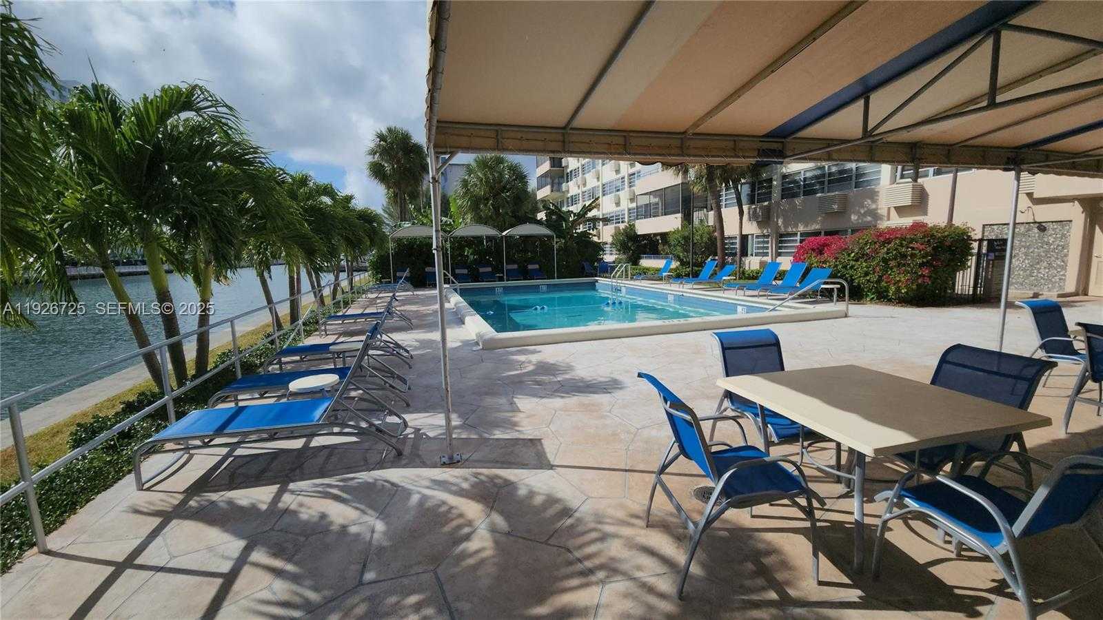 Small Image of 220 KINGS POINT DR #411, Sunny Isles Beach Number 20