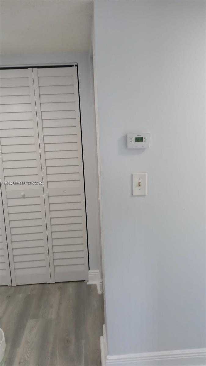 Small Image of 9375 FONTAINEBLEAU BLVD #L221, Miami Number 28