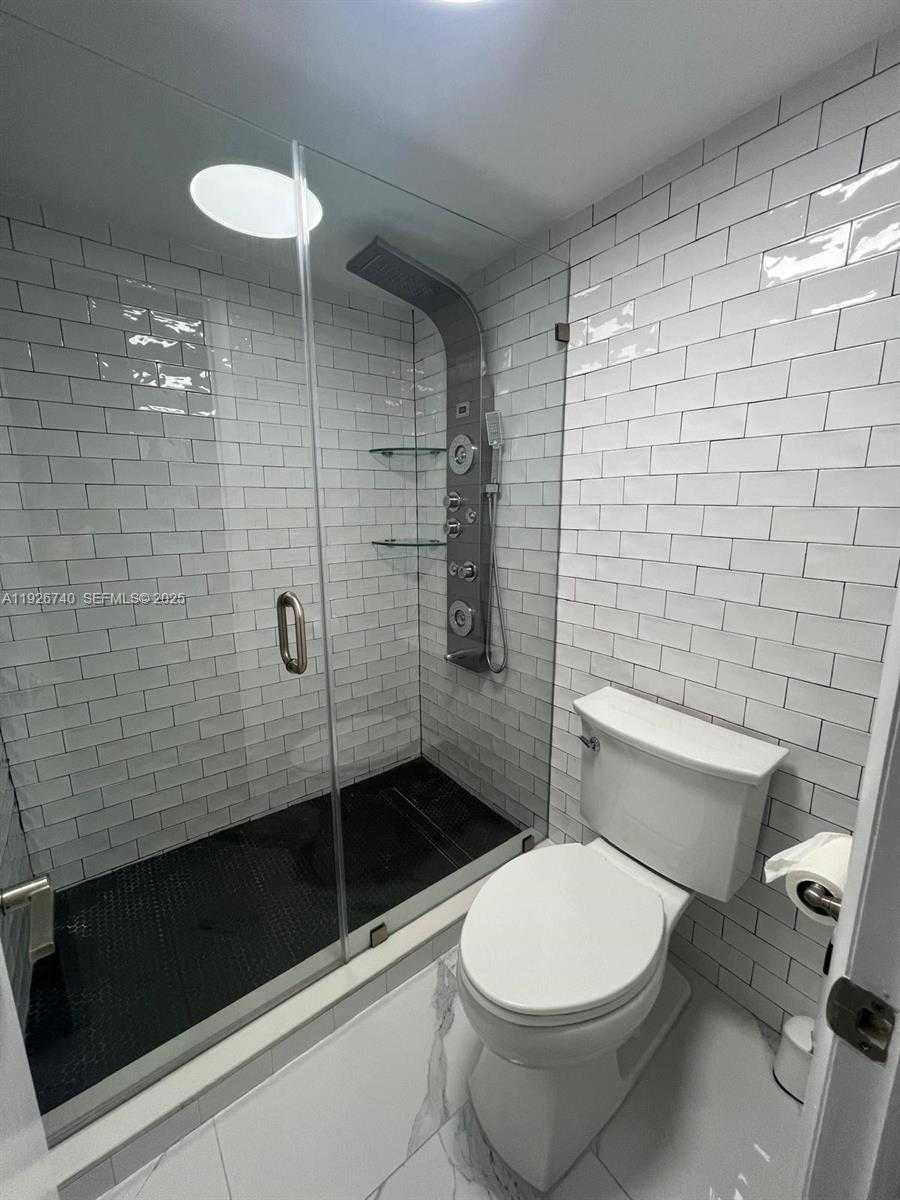 Small Image of 9273 COLLINS AVE #606, Surfside Number 15