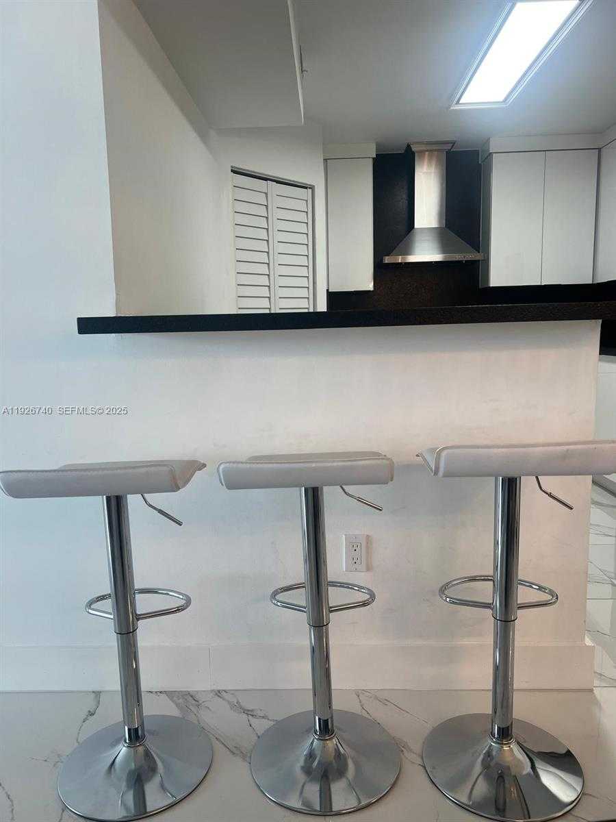 Small Image of 9273 COLLINS AVE #606, Surfside Number 6