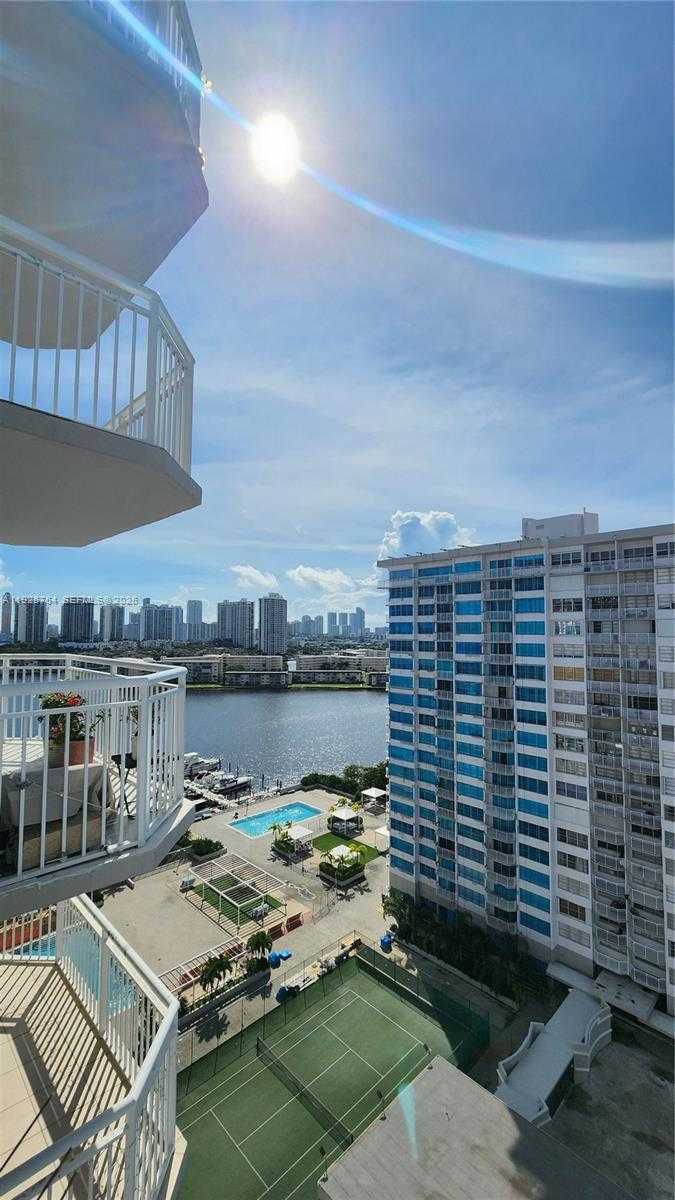 Small Image of 18051 BISCAYNE BLVD #1705, Aventura Number 22