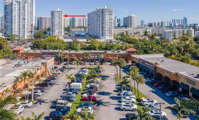 Small Image of 18051 BISCAYNE BLVD #1705, Aventura Number 38
