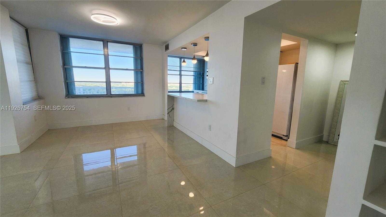 Small Image of 18051 BISCAYNE BLVD #1705, Aventura Number 9