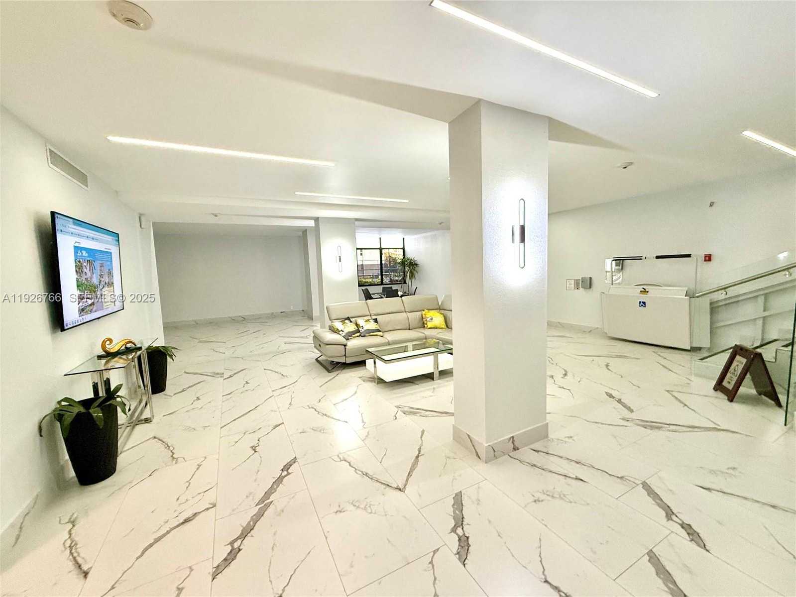 Small Image of 1890 SOUTH OCEAN DR #1907, Hallandale Beach Number 15