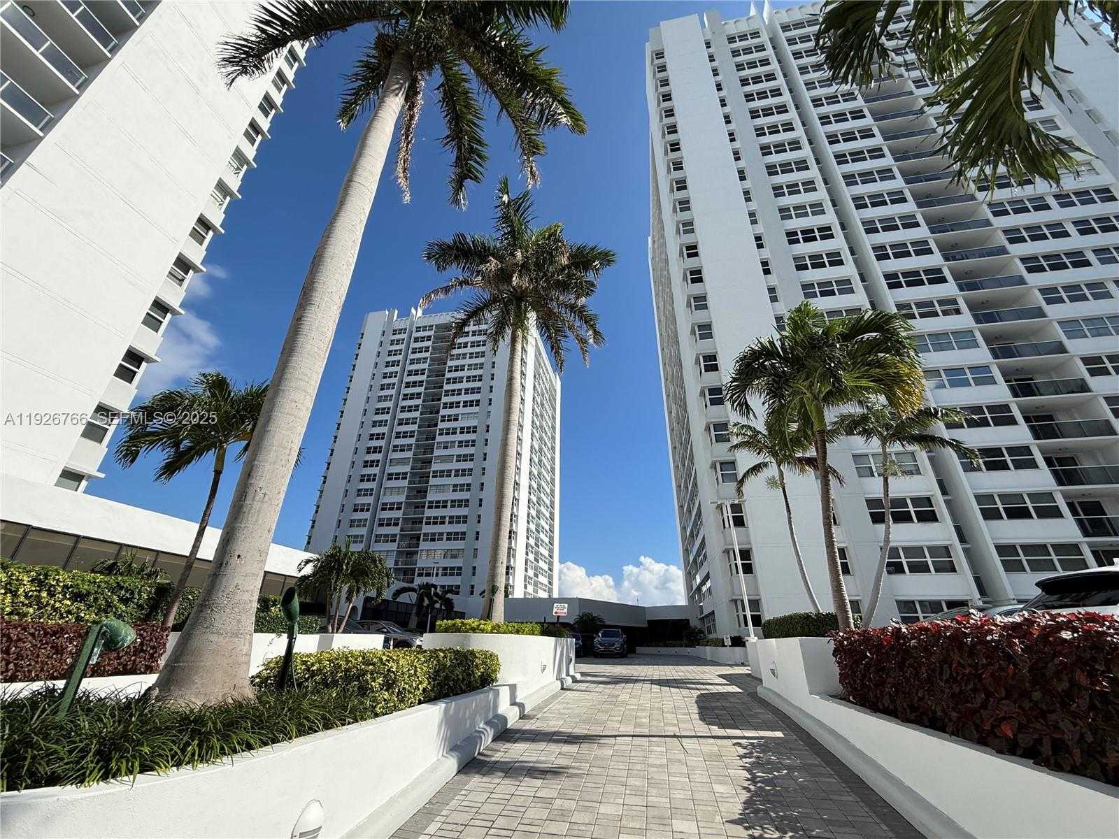 Small Image of 1890 SOUTH OCEAN DR #1907, Hallandale Beach Number 2