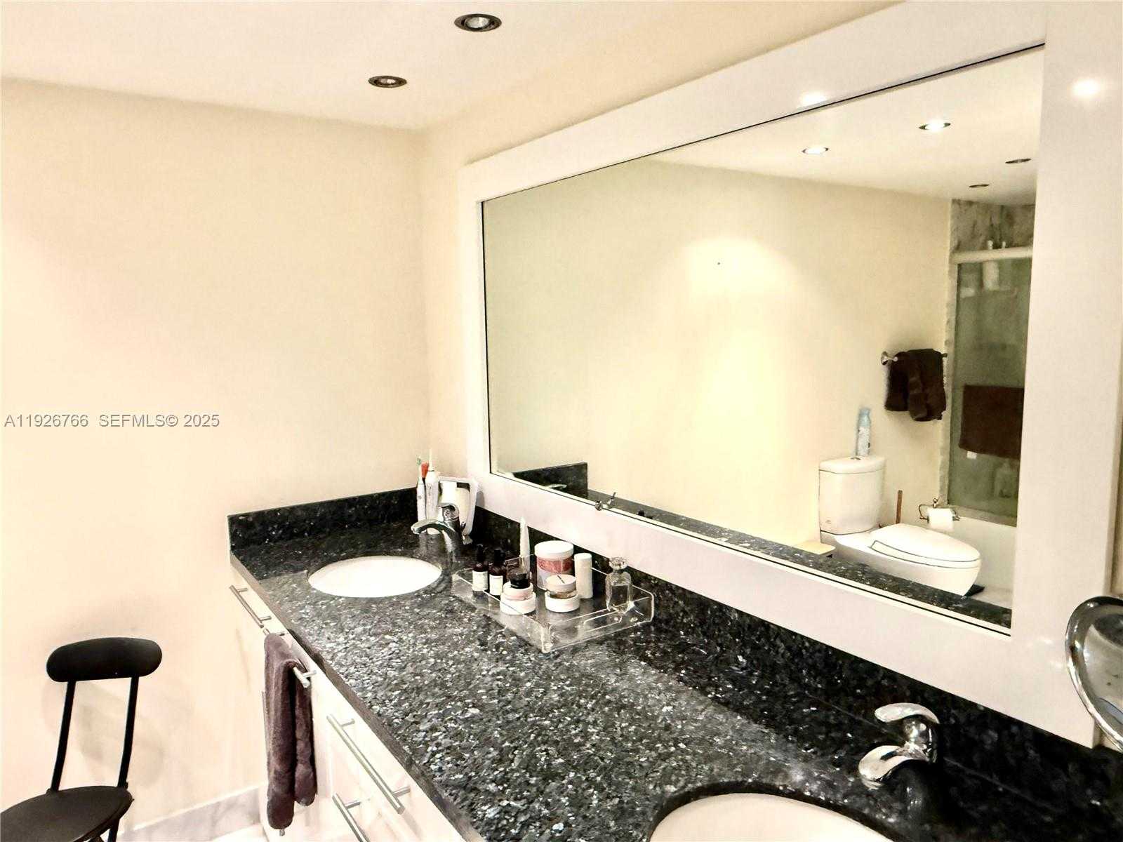 Small Image of 1890 SOUTH OCEAN DR #1907, Hallandale Beach Number 6