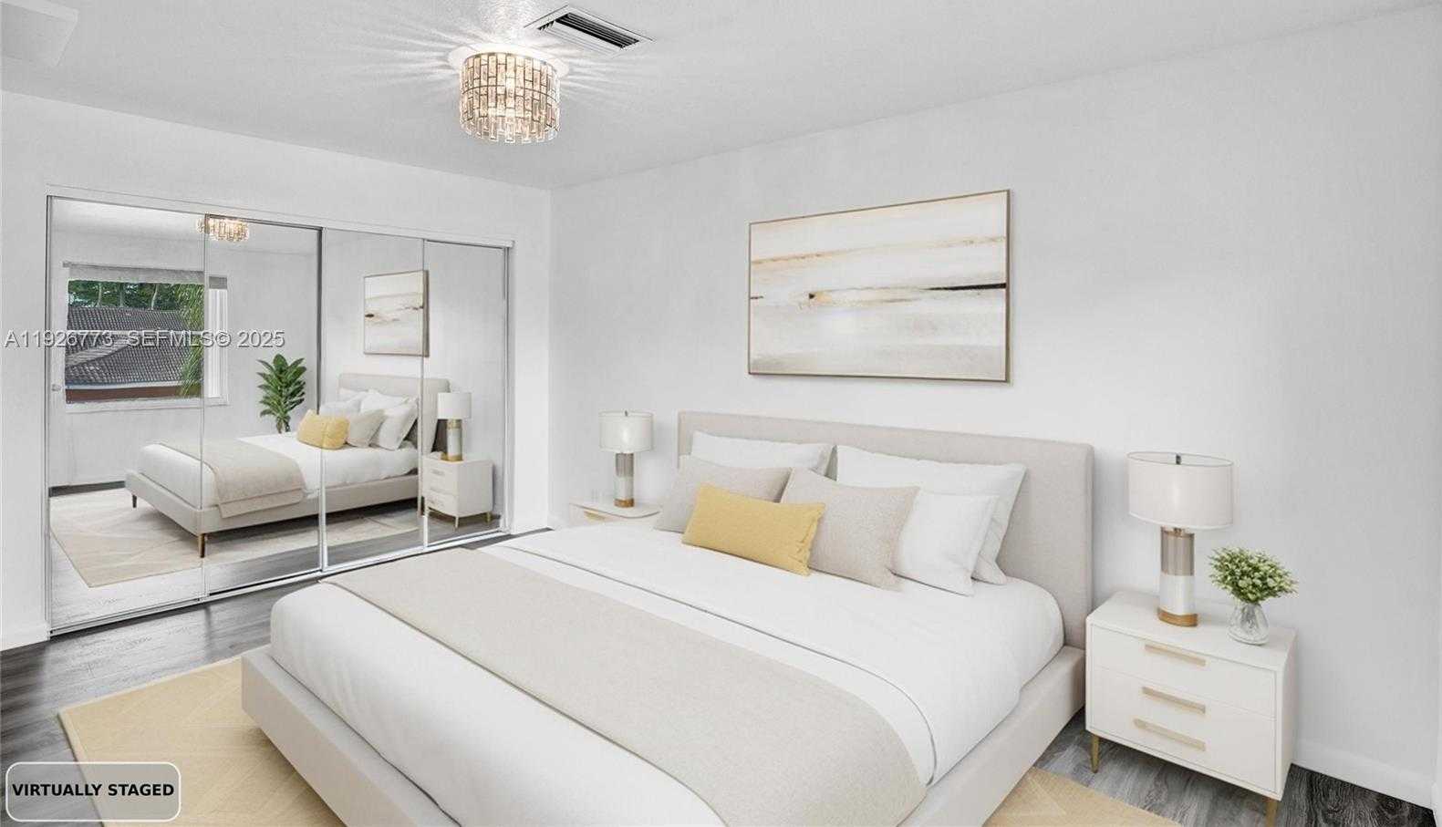 Small Image of 740 CYPRESS POINTE DR E, Pembroke Pines Number 31