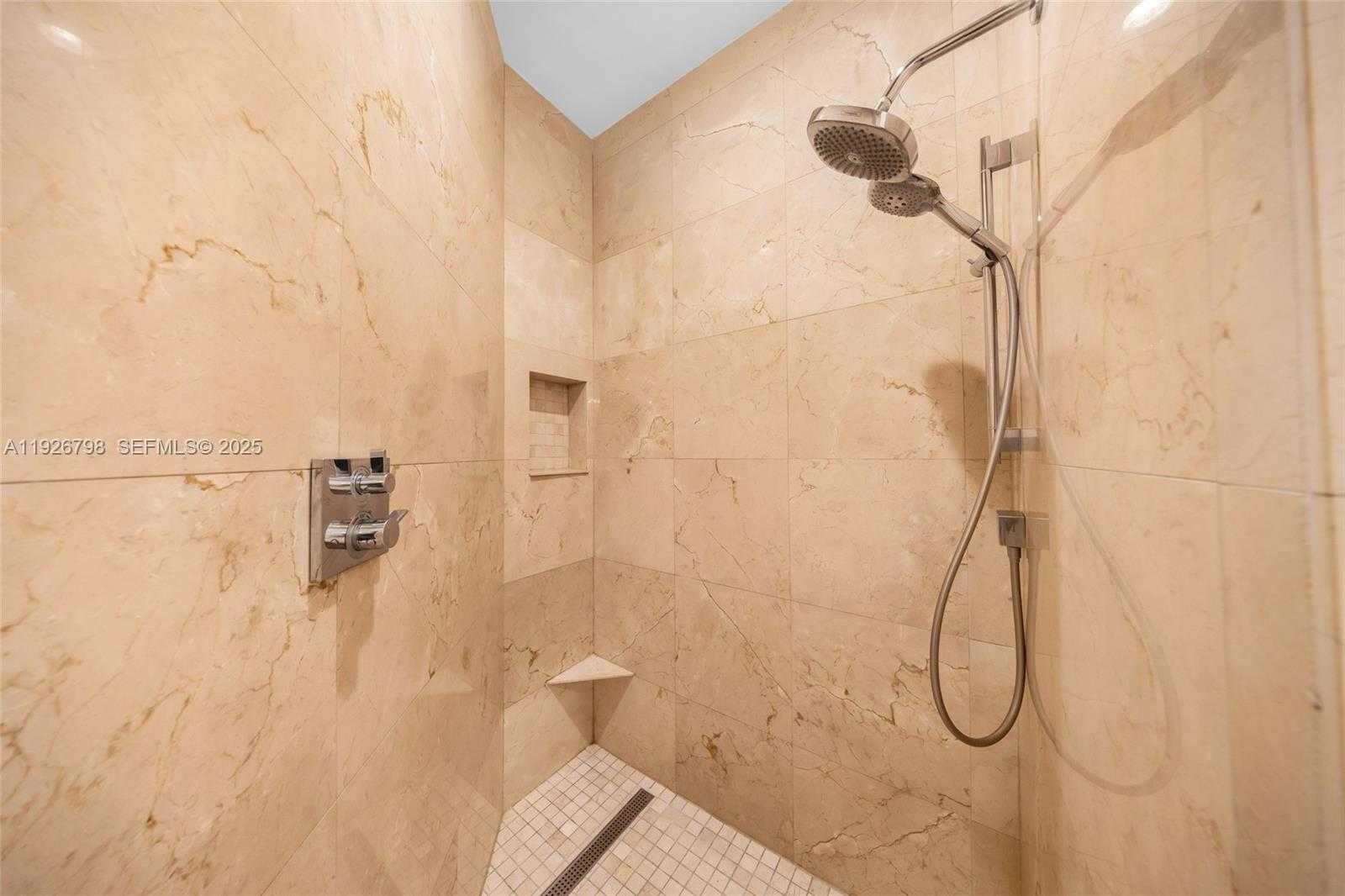 Small Image of 301 ISLA DORADA BLVD, Coral Gables Number 36