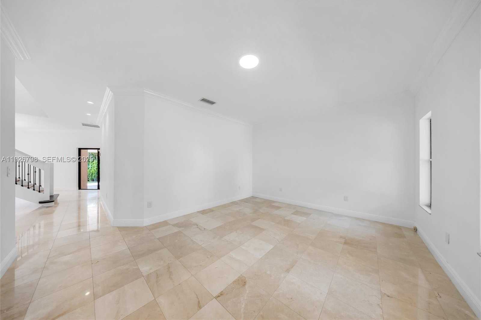 Small Image of 301 ISLA DORADA BLVD, Coral Gables Number 43