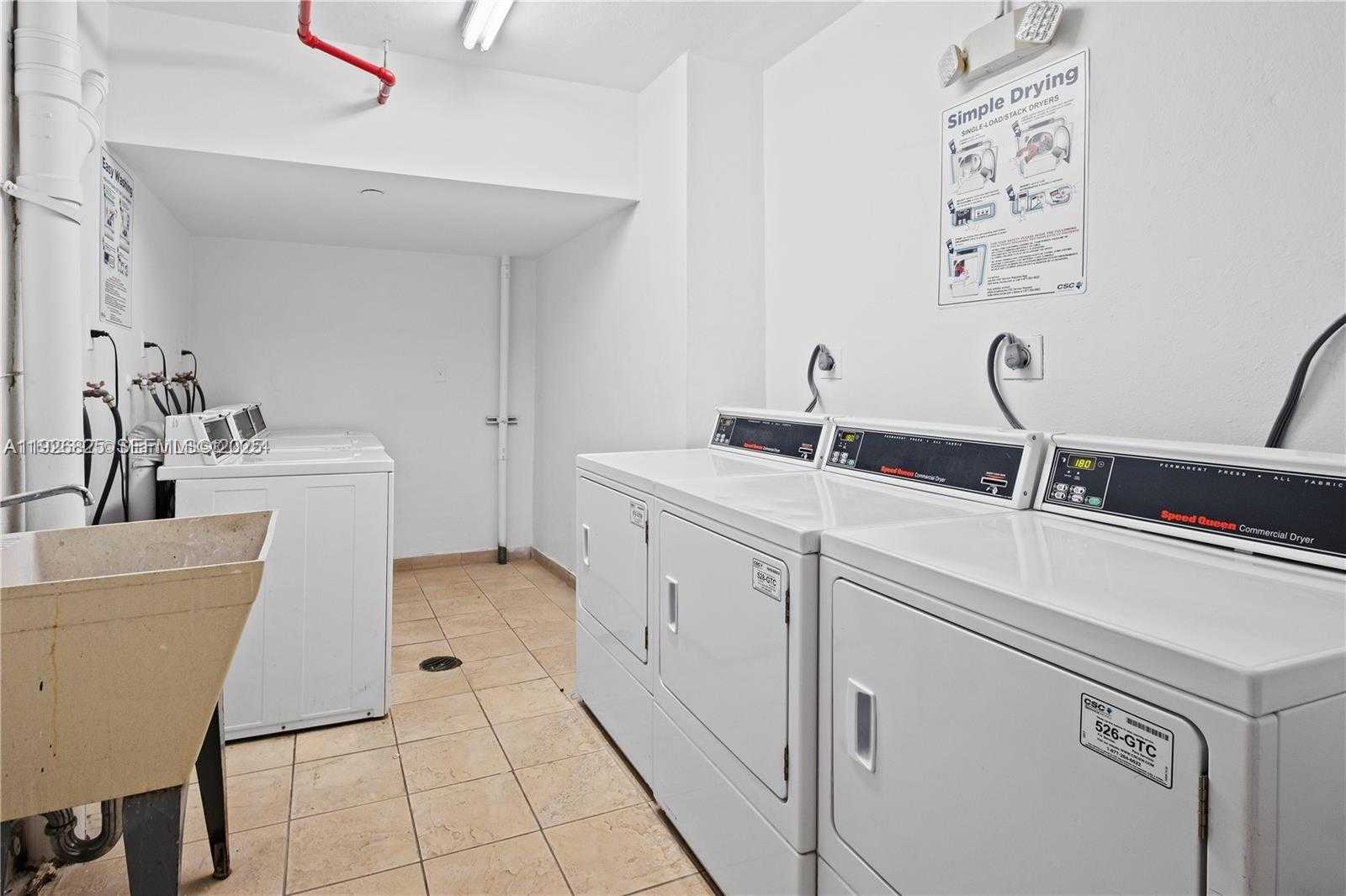 Small Image of 1000 WEST AVE #1027, Miami Beach Number 19