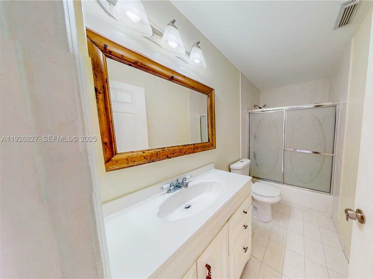 Small Image of 14288 SOUTH WEST 177TH ST #1, Miami Number 16