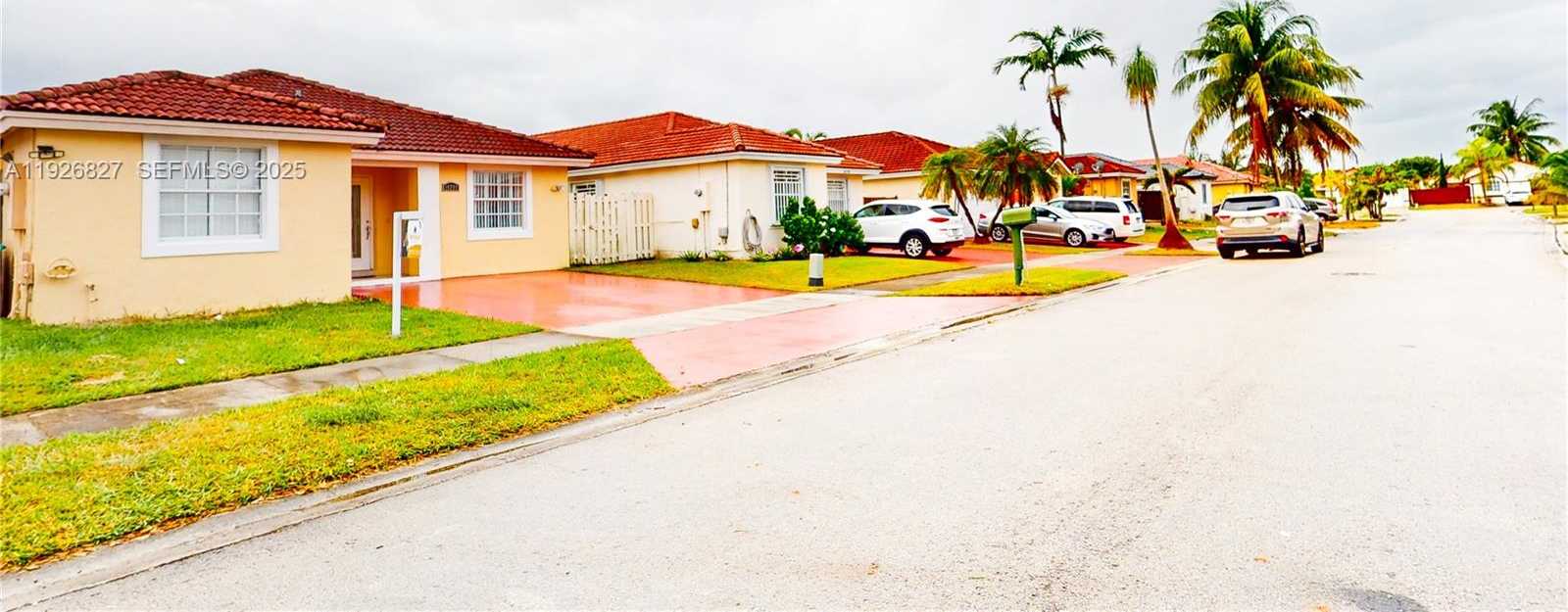 Small Image of 14288 SOUTH WEST 177TH ST #1, Miami Number 3