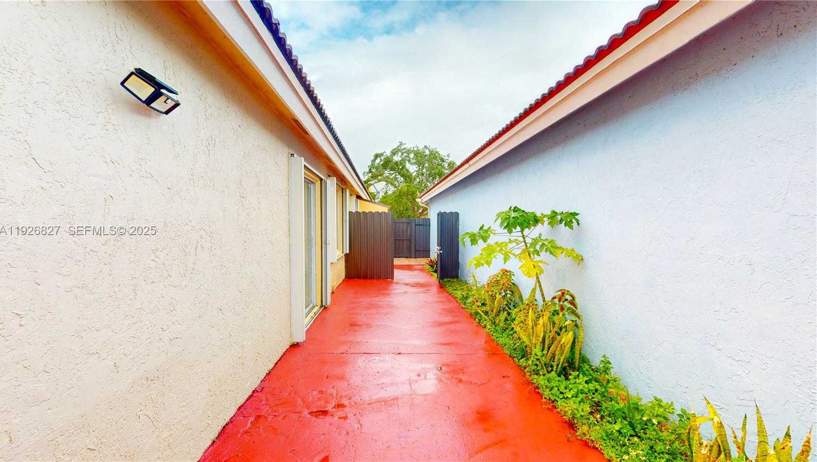 Small Image of 14288 SOUTH WEST 177TH ST #1, Miami Number 32