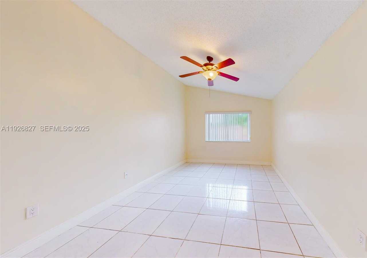 Small Image of 14288 SOUTH WEST 177TH ST #1, Miami Number 8