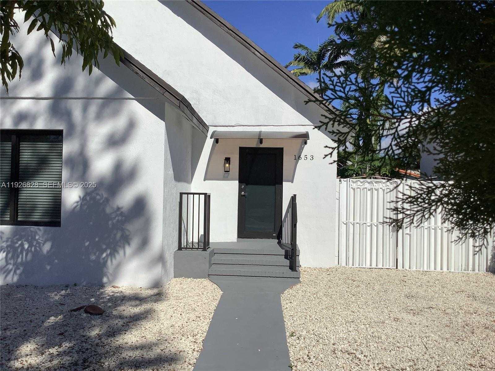 Small Image of 1653 SOUTH WEST 17TH TER #Front, Miami Number 1